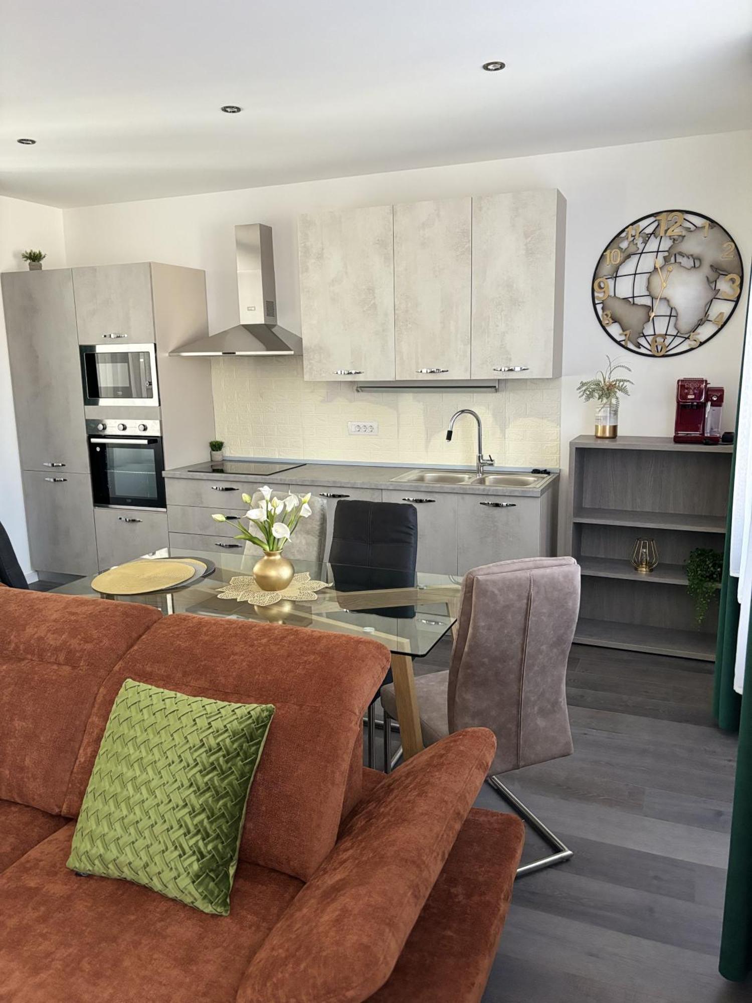 שיבניק Centar 103 Apartment מראה חיצוני תמונה